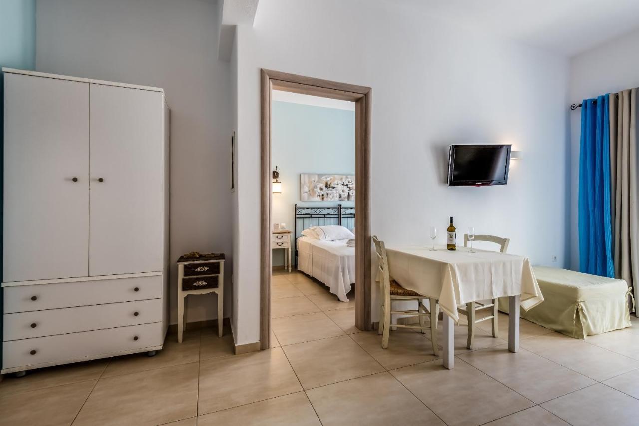 Niriides Luxury Studios Astypálaia 外观 照片