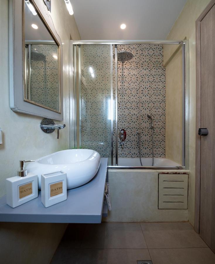 Niriides Luxury Studios Astypálaia 外观 照片