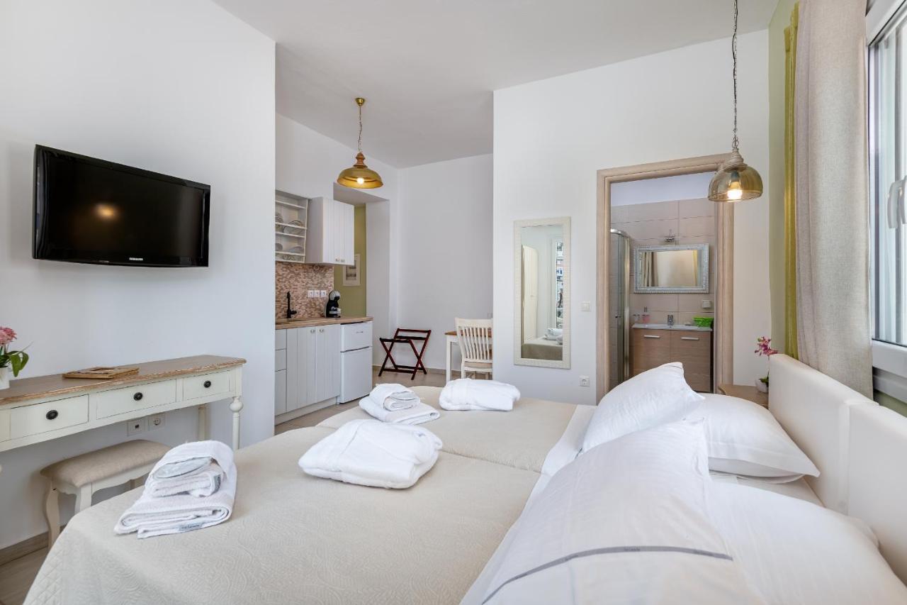 Niriides Luxury Studios Astypálaia 外观 照片