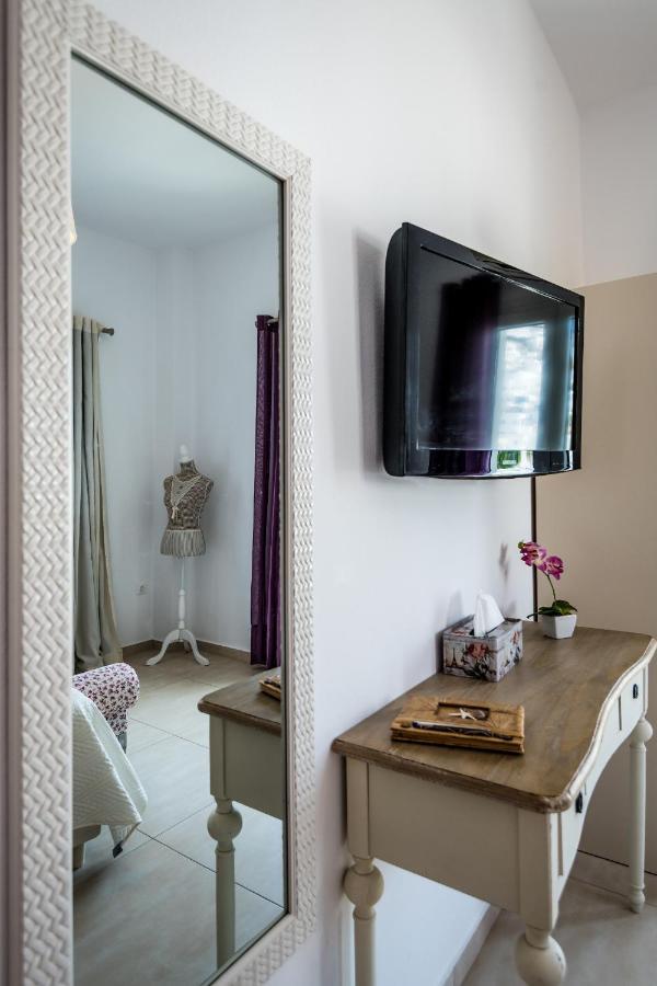 Niriides Luxury Studios Astypálaia 外观 照片